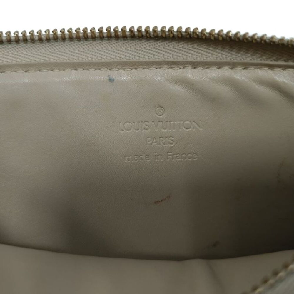 Louis Vuitton Lexington Monogram Pochette Bag in Beige Patent Leather - Picture 7 of 12